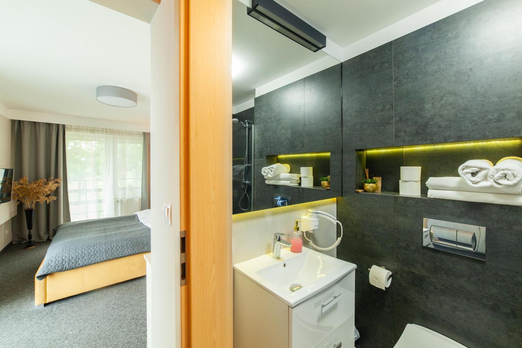 Blis Apartamenty Lubliniec Buitenkant foto
